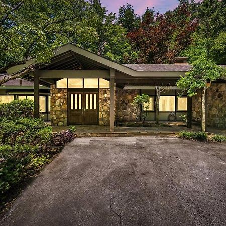 Bourbon Hollow Lodge With Hot Tub And Pool Plus Game Room Only 5 Min To Downtown Gatlinburg Εξωτερικό φωτογραφία
