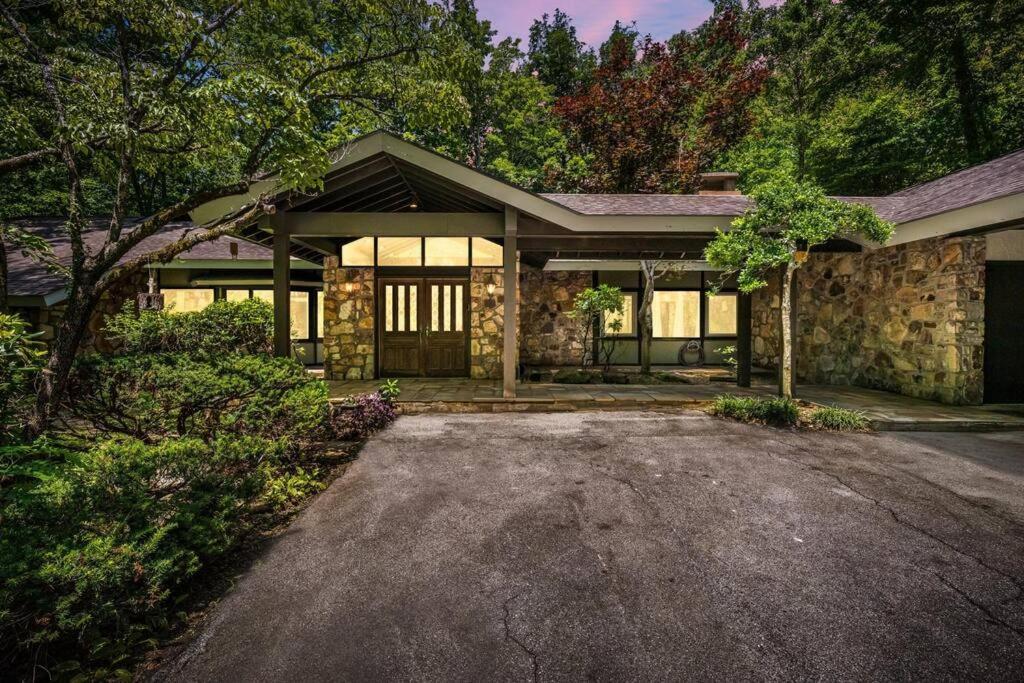 Bourbon Hollow Lodge With Hot Tub And Pool Plus Game Room Only 5 Min To Downtown Gatlinburg Εξωτερικό φωτογραφία