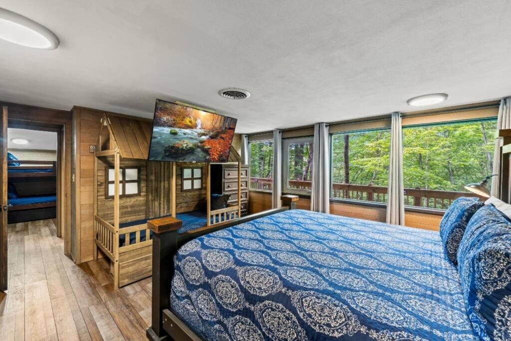 Bourbon Hollow Lodge With Hot Tub And Pool Plus Game Room Only 5 Min To Downtown Gatlinburg Εξωτερικό φωτογραφία