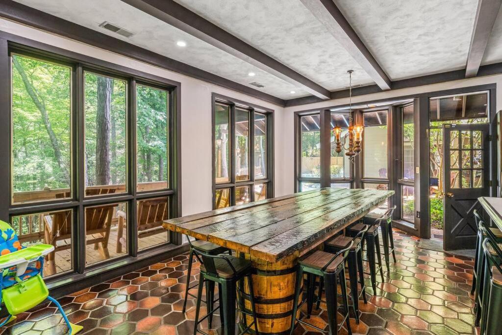 Bourbon Hollow Lodge With Hot Tub And Pool Plus Game Room Only 5 Min To Downtown Gatlinburg Εξωτερικό φωτογραφία
